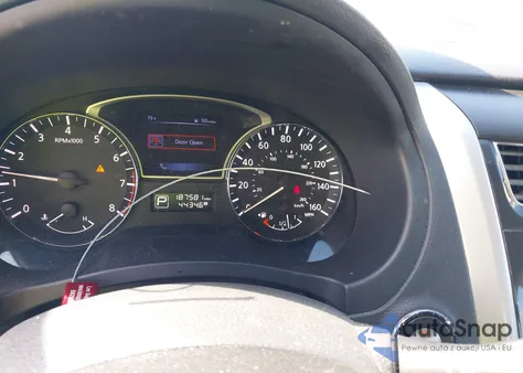 2015 Nissan Altima 2.5 Sv из США, поврежденный, VIN 1N4AL3APXFC191660